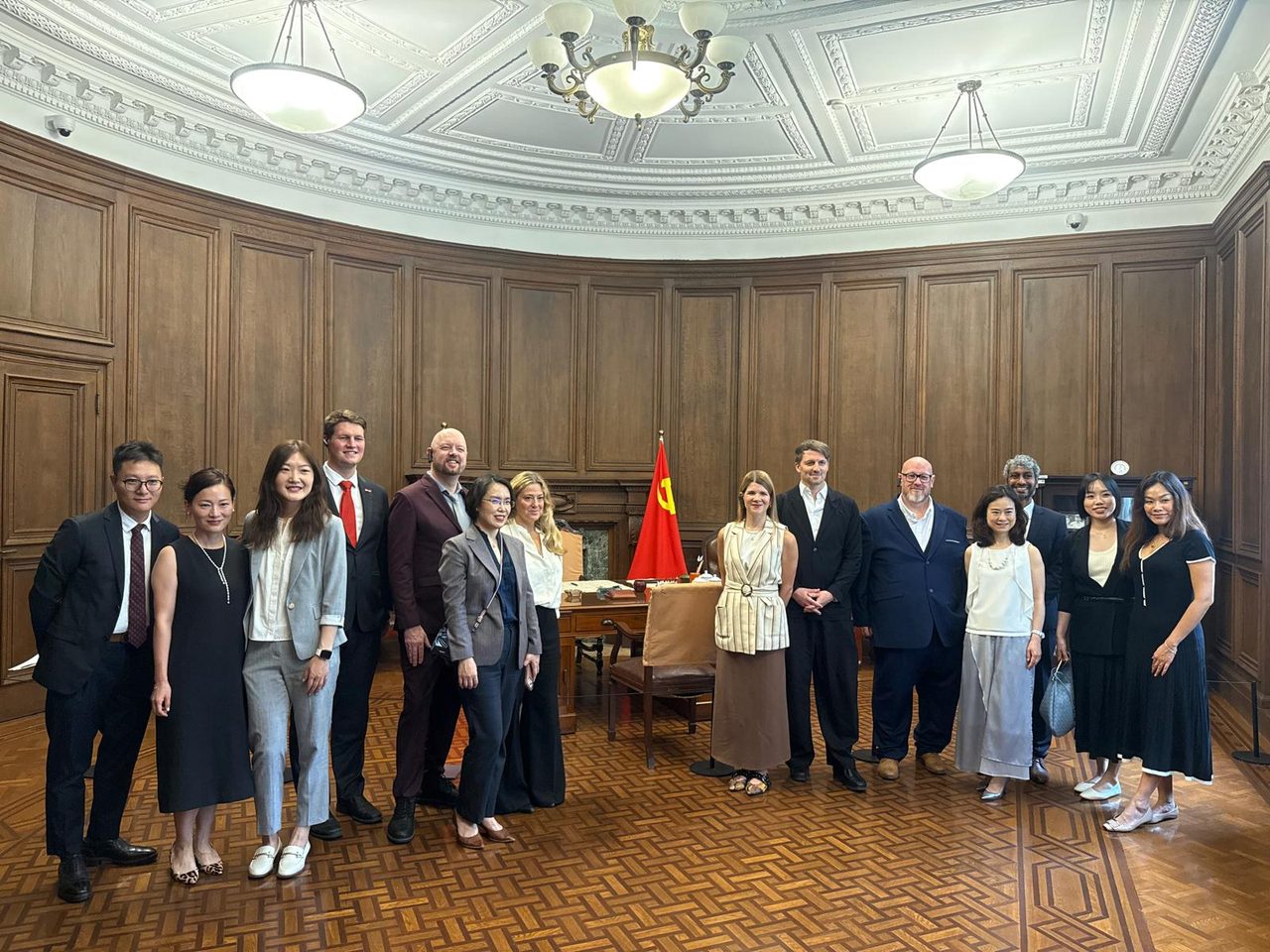 Delegation group photo in Shanghai